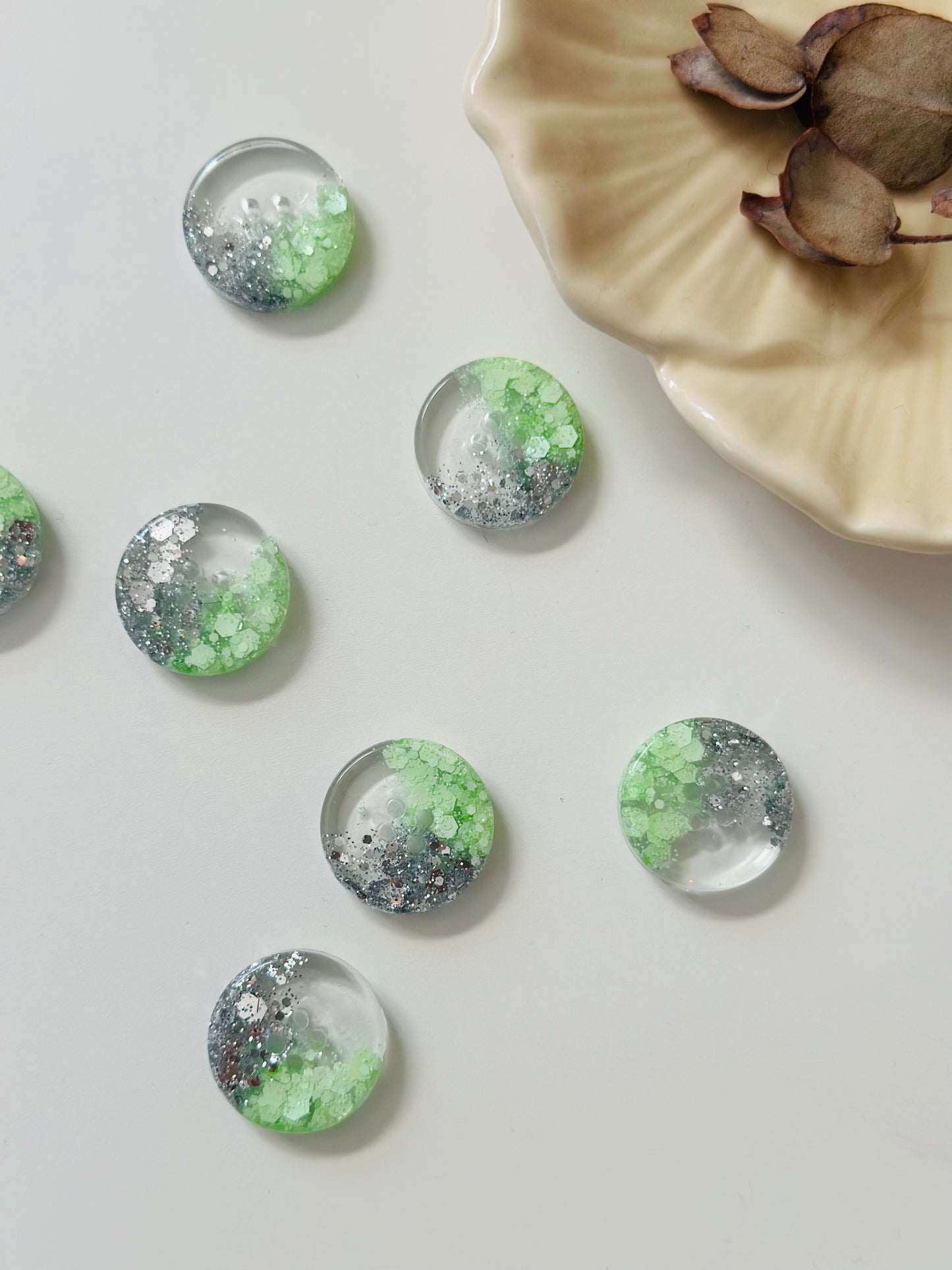 Glitternapit 8 kpl