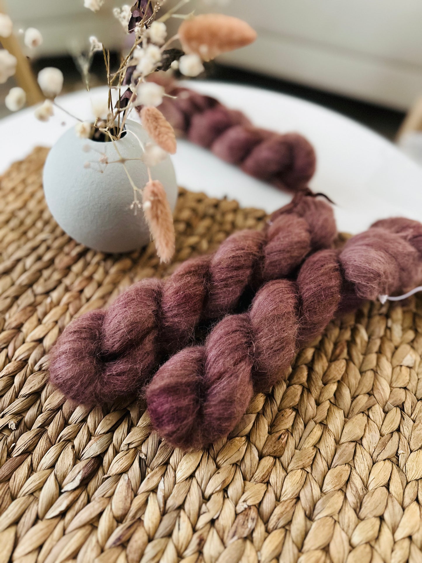 Udu Lite Yarn - Plum Wine