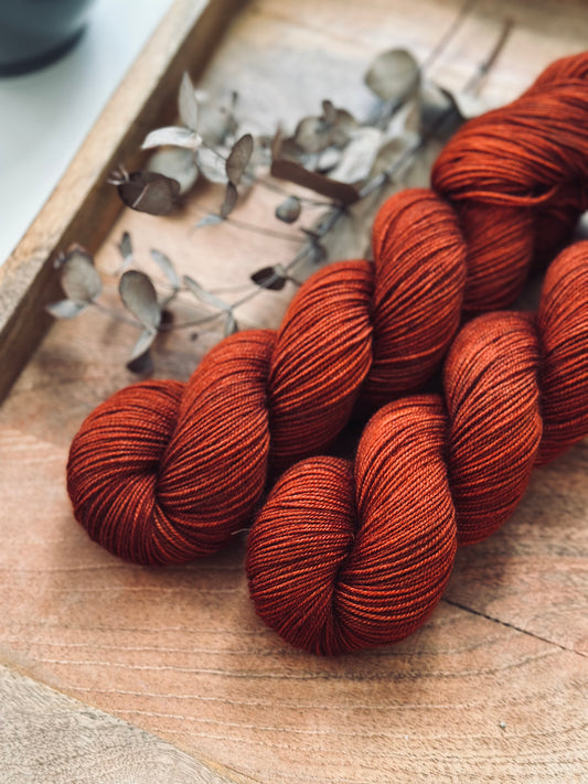 KiMo Sock Yarn - Dark Smoky Copper