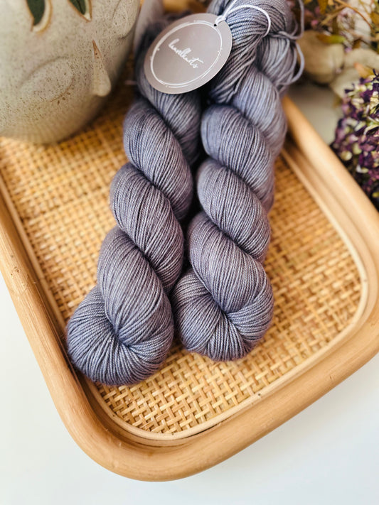BFL Silky Sock lanka - Grumpy Gray