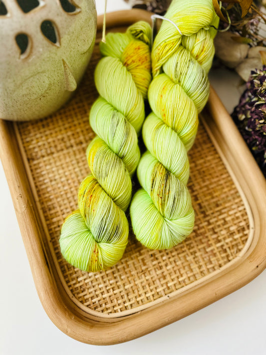 KiMo Sock lanka - Spring Alien