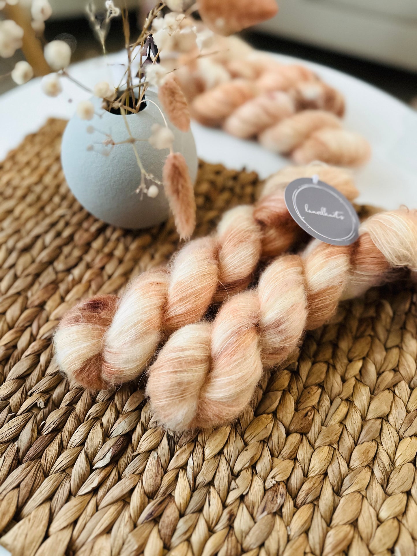 Udu Lite Yarn - Apricot Crush
