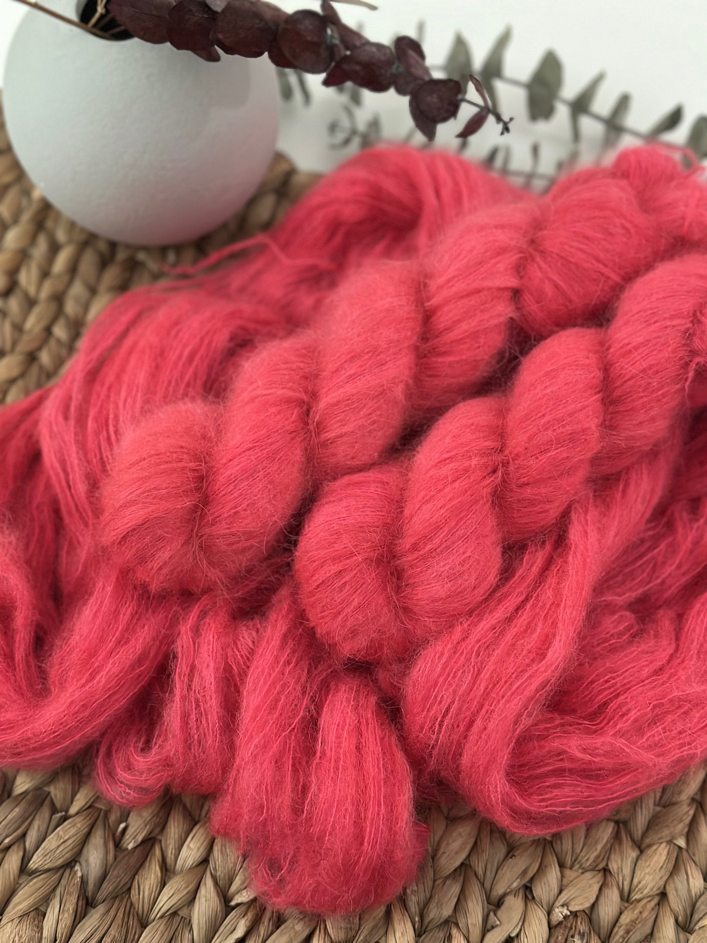 Udu Lite Yarn - Raspberry Sorbet